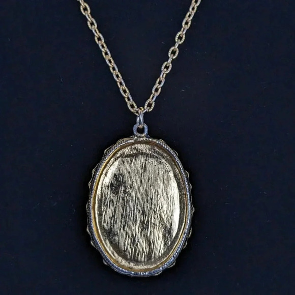 Vintage Tiger Eye Chip Pendant Necklace - Picture 4 of 6